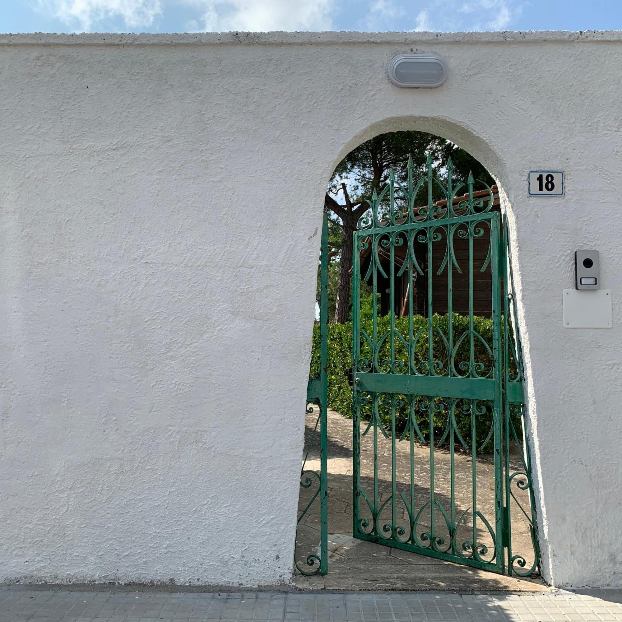 A Casa Di Alfredo Depandance In Villa Lecce Buitenkant foto